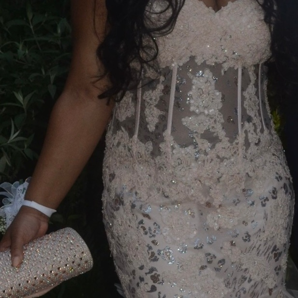Jovanni prom dress